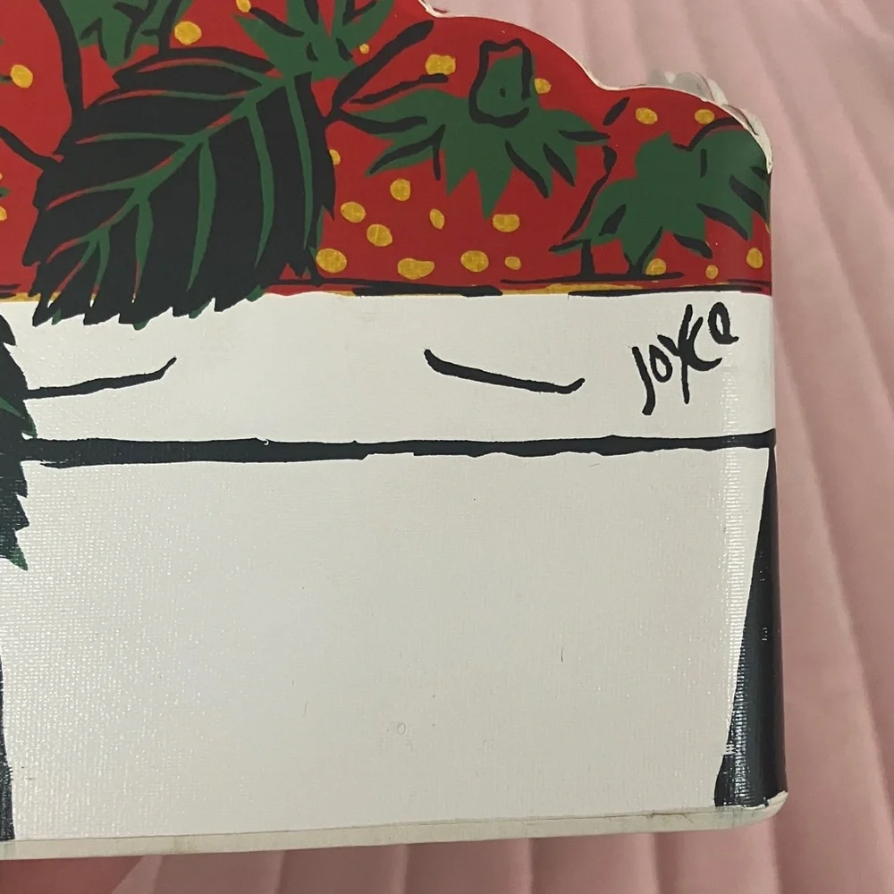 Joyce Miller Original 8” square strawberry  basket vintage 70s RARE